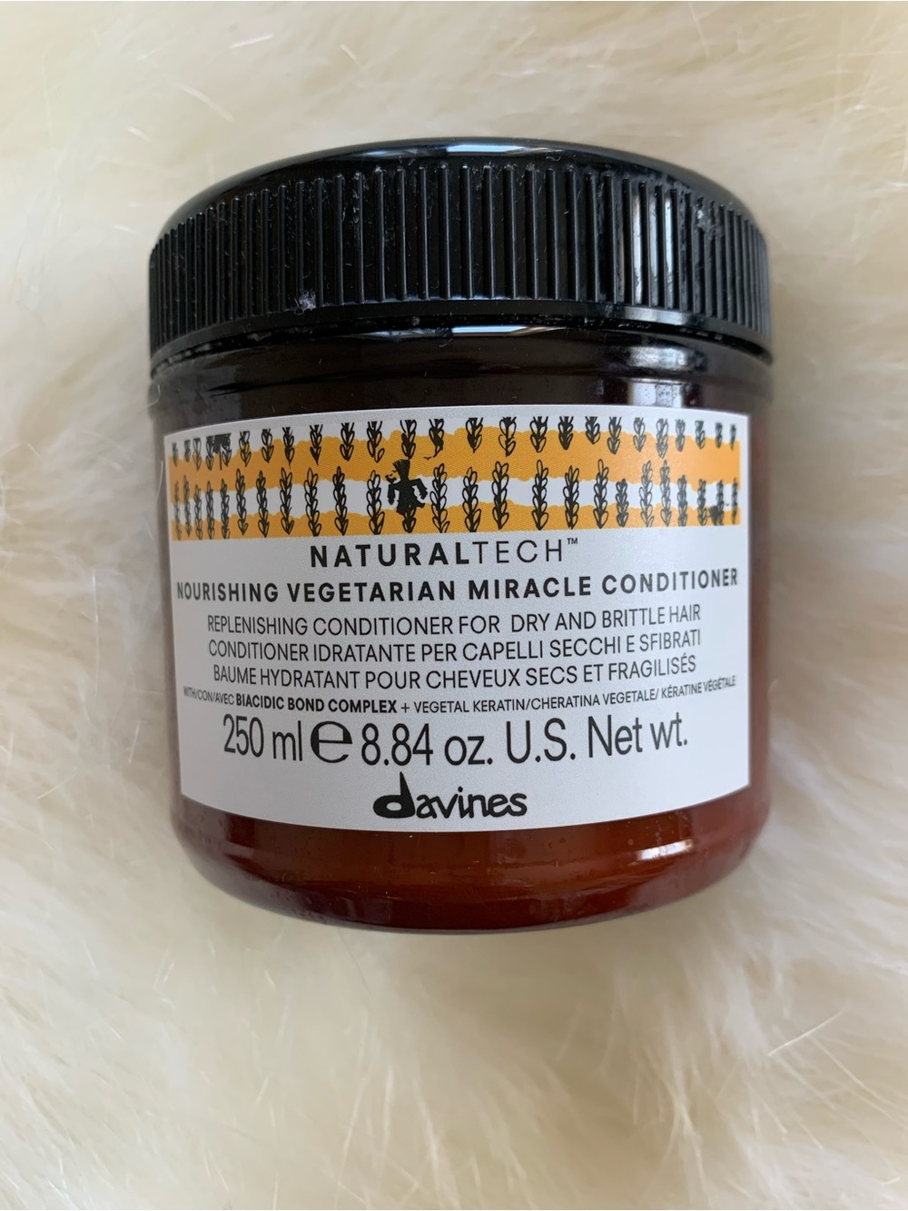 Davines Naturaltech Nourishing Vegetarian Miracle Conditioner - Brown
